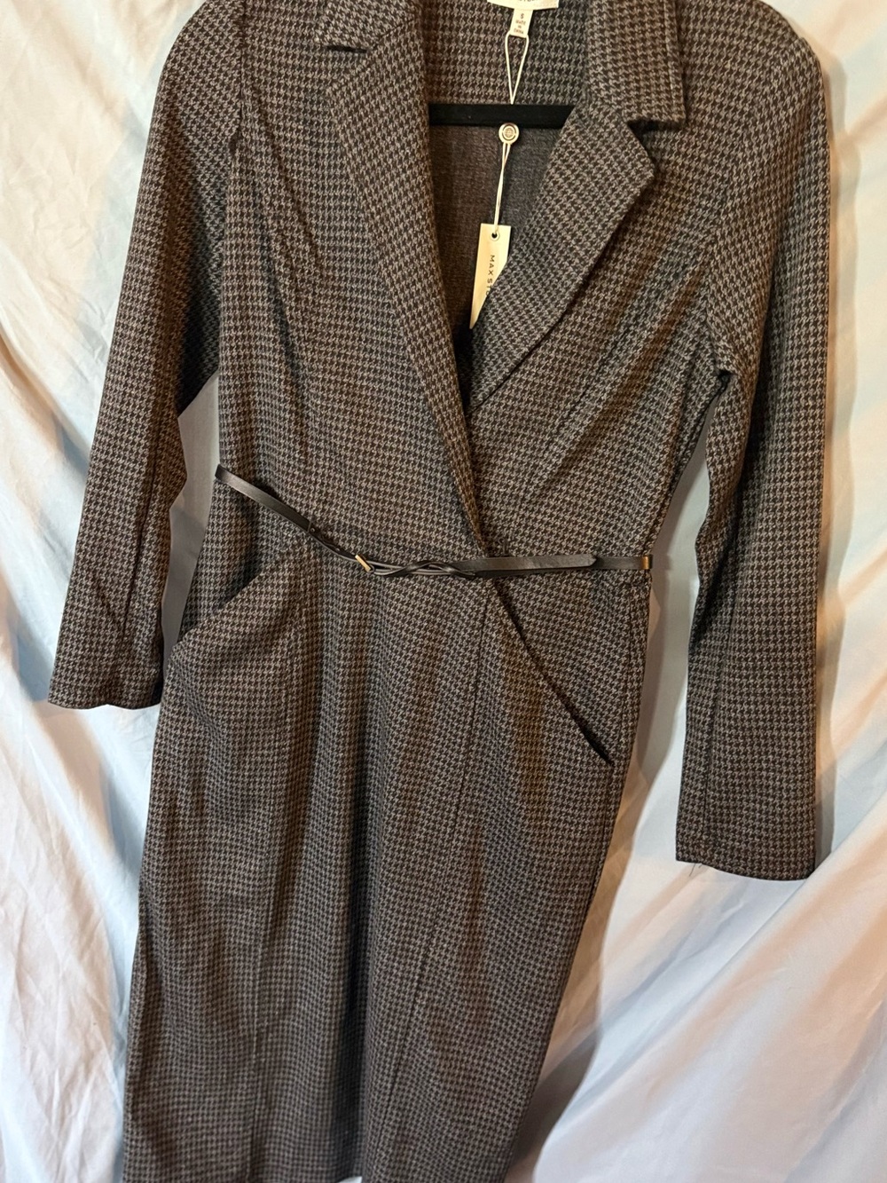 NWT! Max Studio Brown and Black Houndstooth Midi Wrap Dress